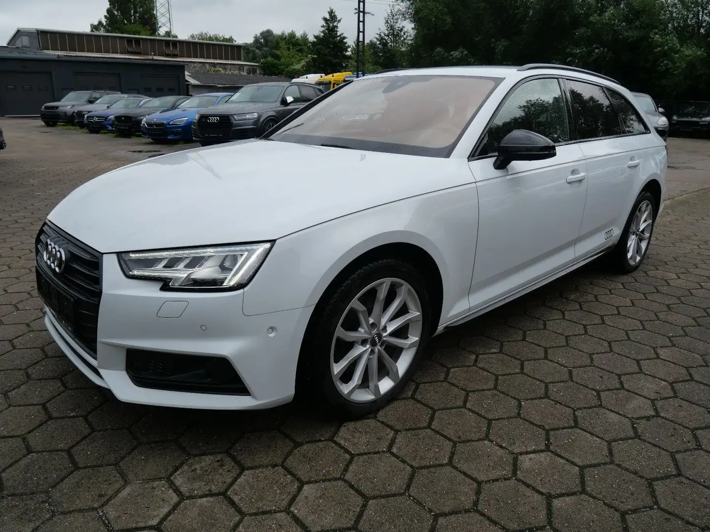 Audi A4 Avant g-tron sport S Line Benzin / Gas (31) Blanc - 1