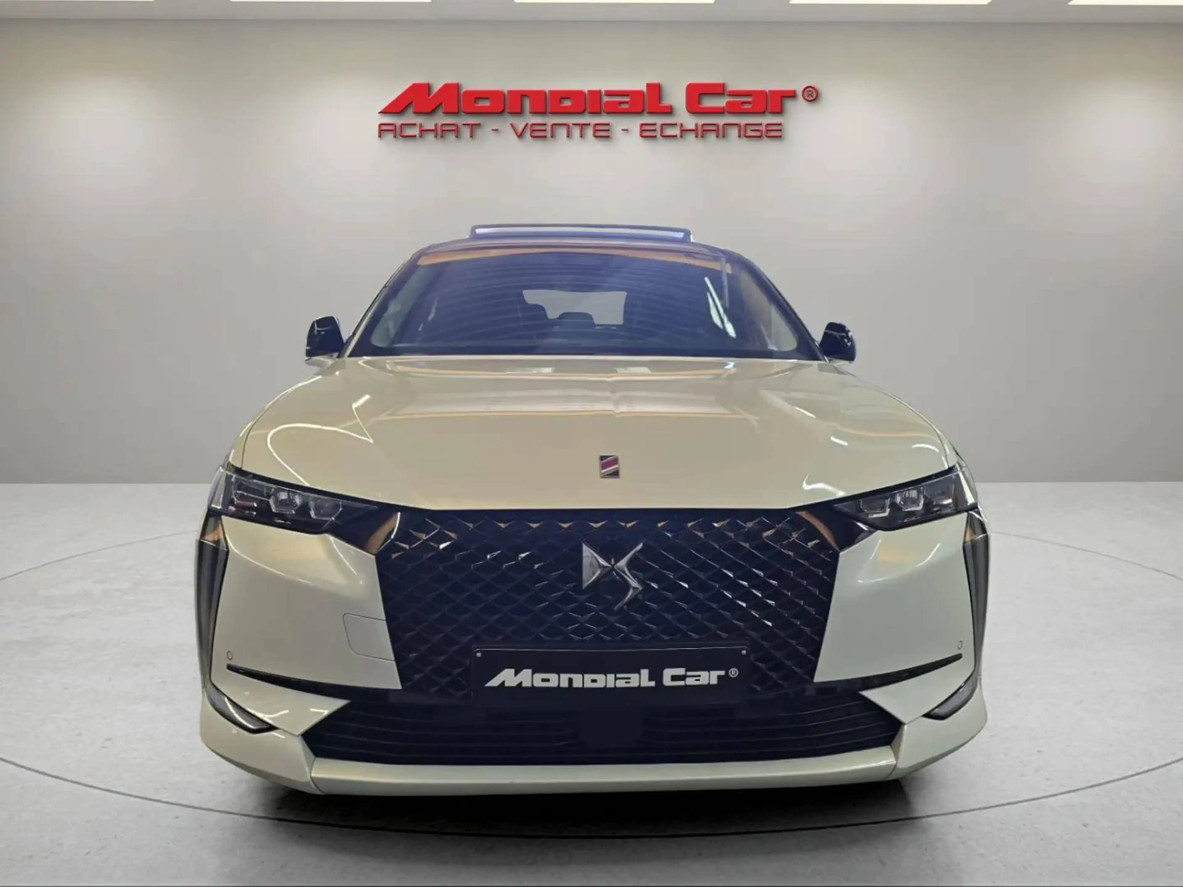 DS Automobiles DS 4 DS 4 1.5 BOITE AUTO- CAR PLAY - TOIT OUVRANT — photo 9
