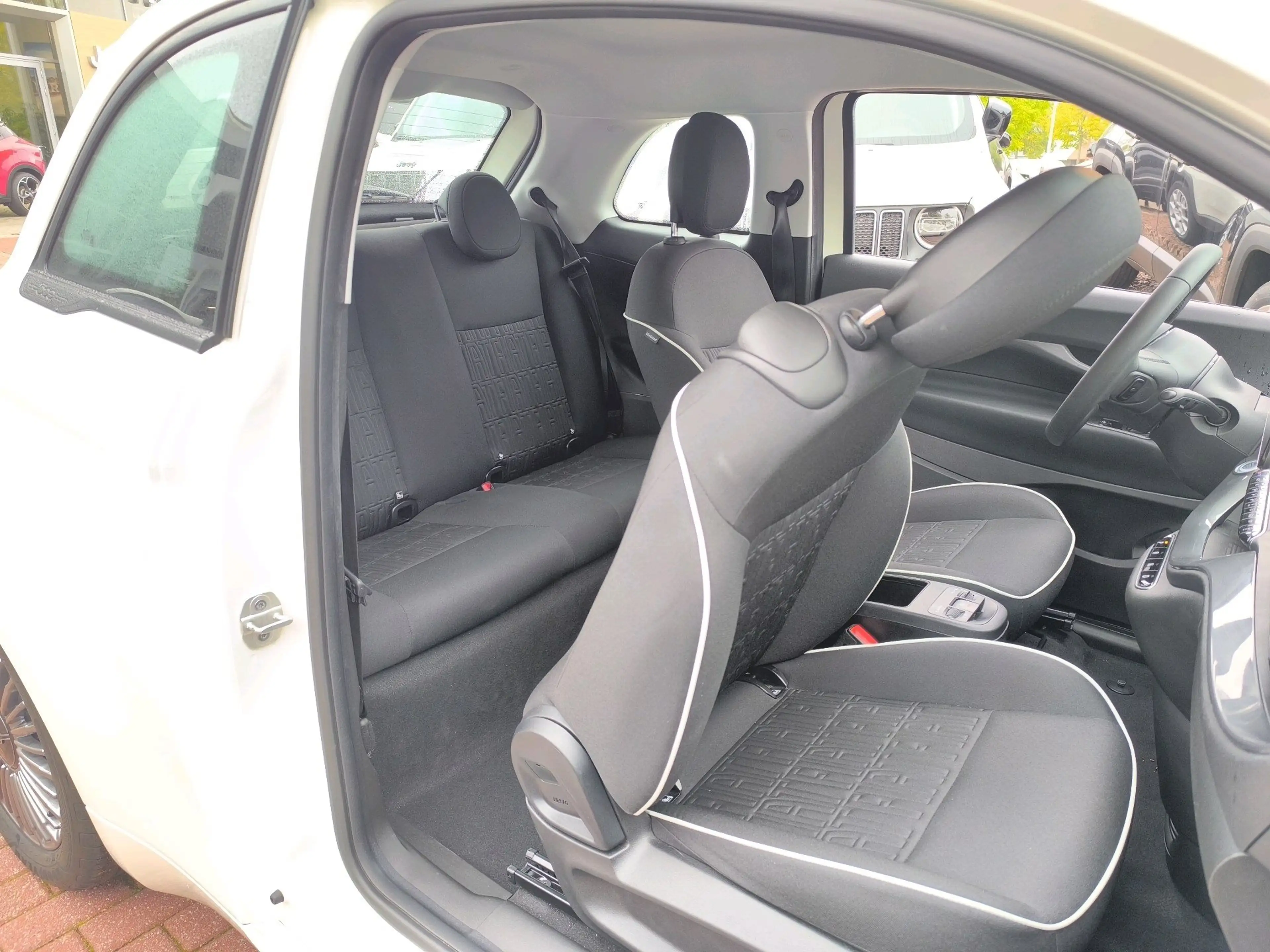 Fiat 500 e Basis — photo 11