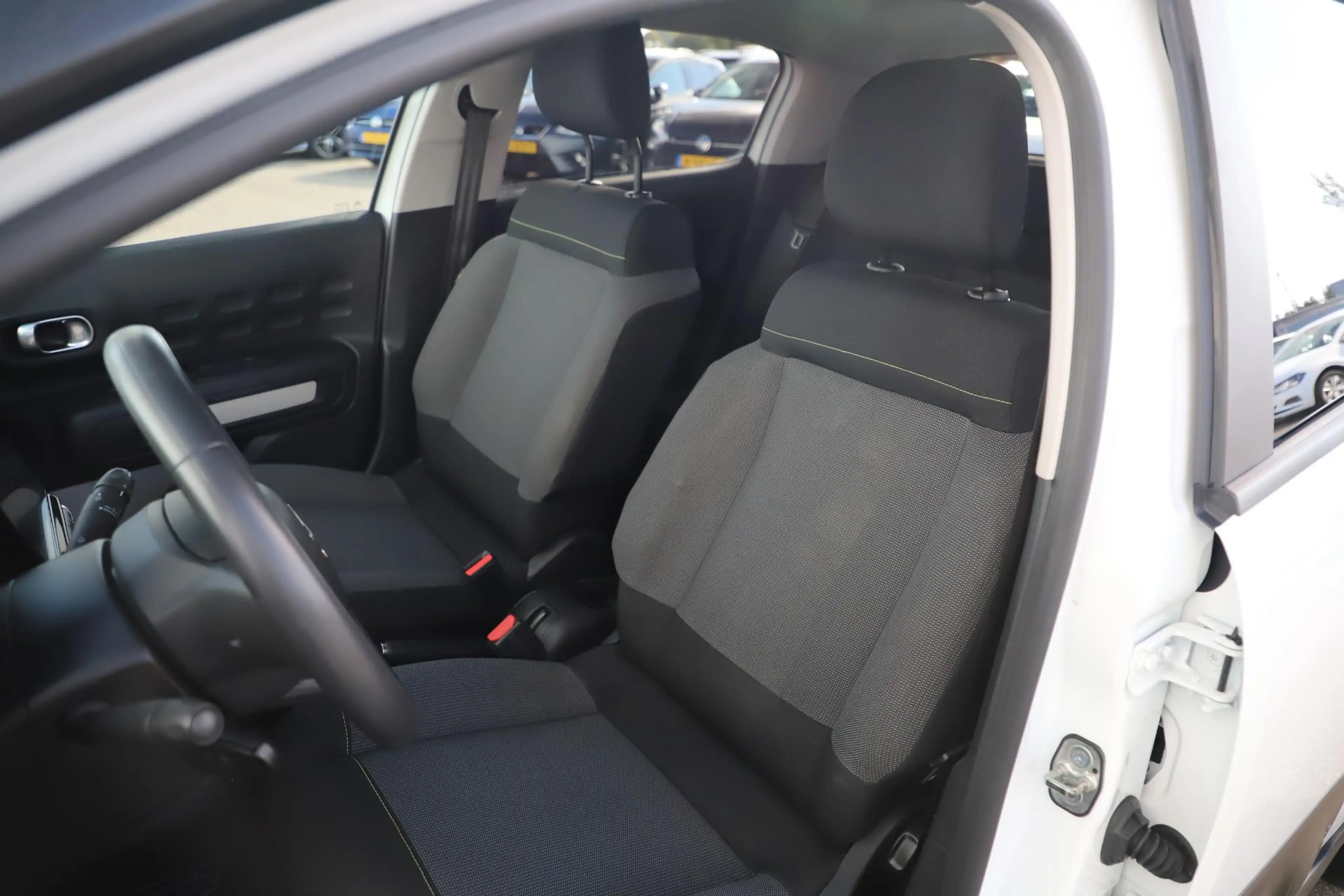 Citroen C3 1.2 PureTech S&S Feel Edition Carplay Android Navi — photo 6