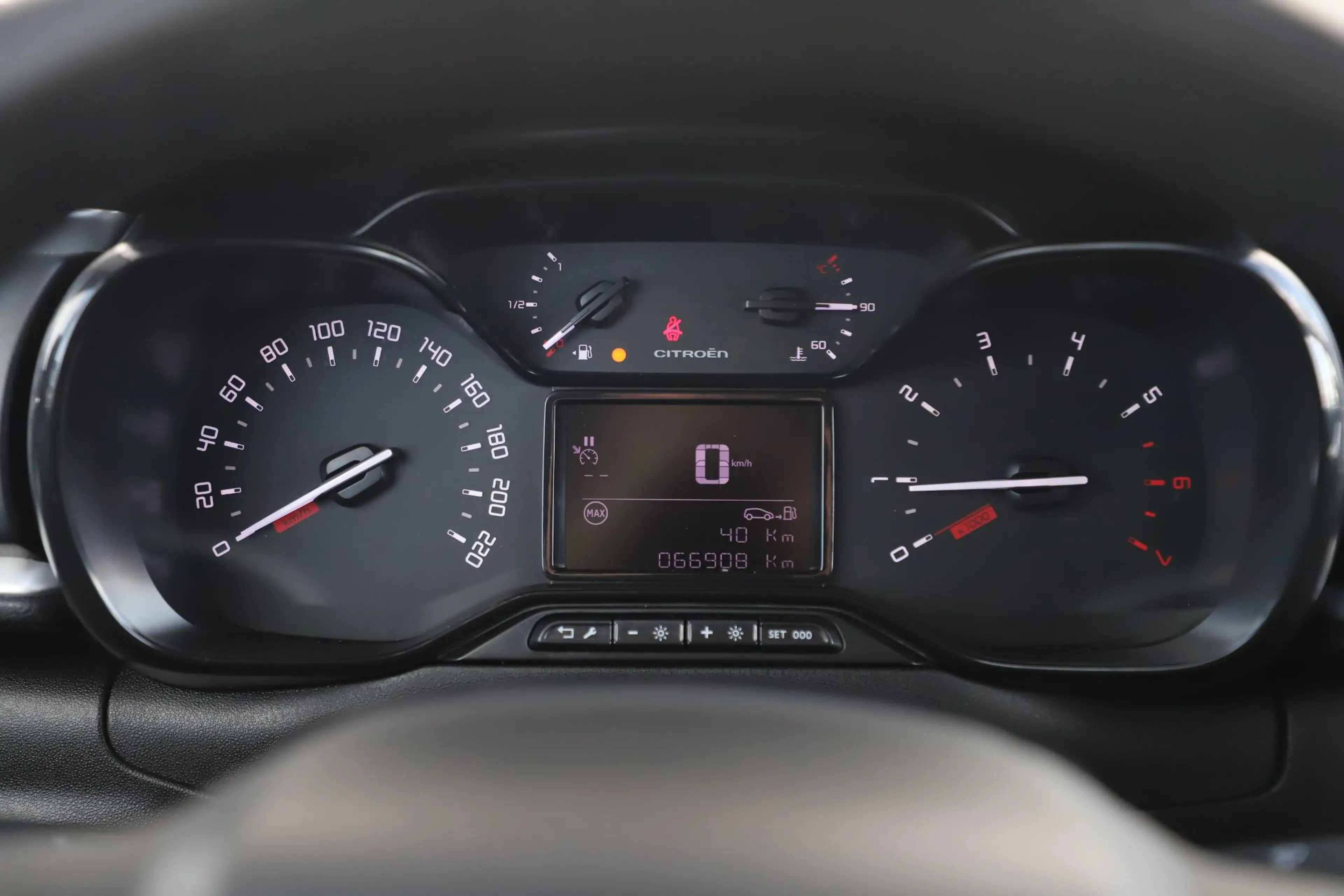 Citroen C3 1.2 PureTech S&S Feel Edition Carplay Android Navi — photo 13