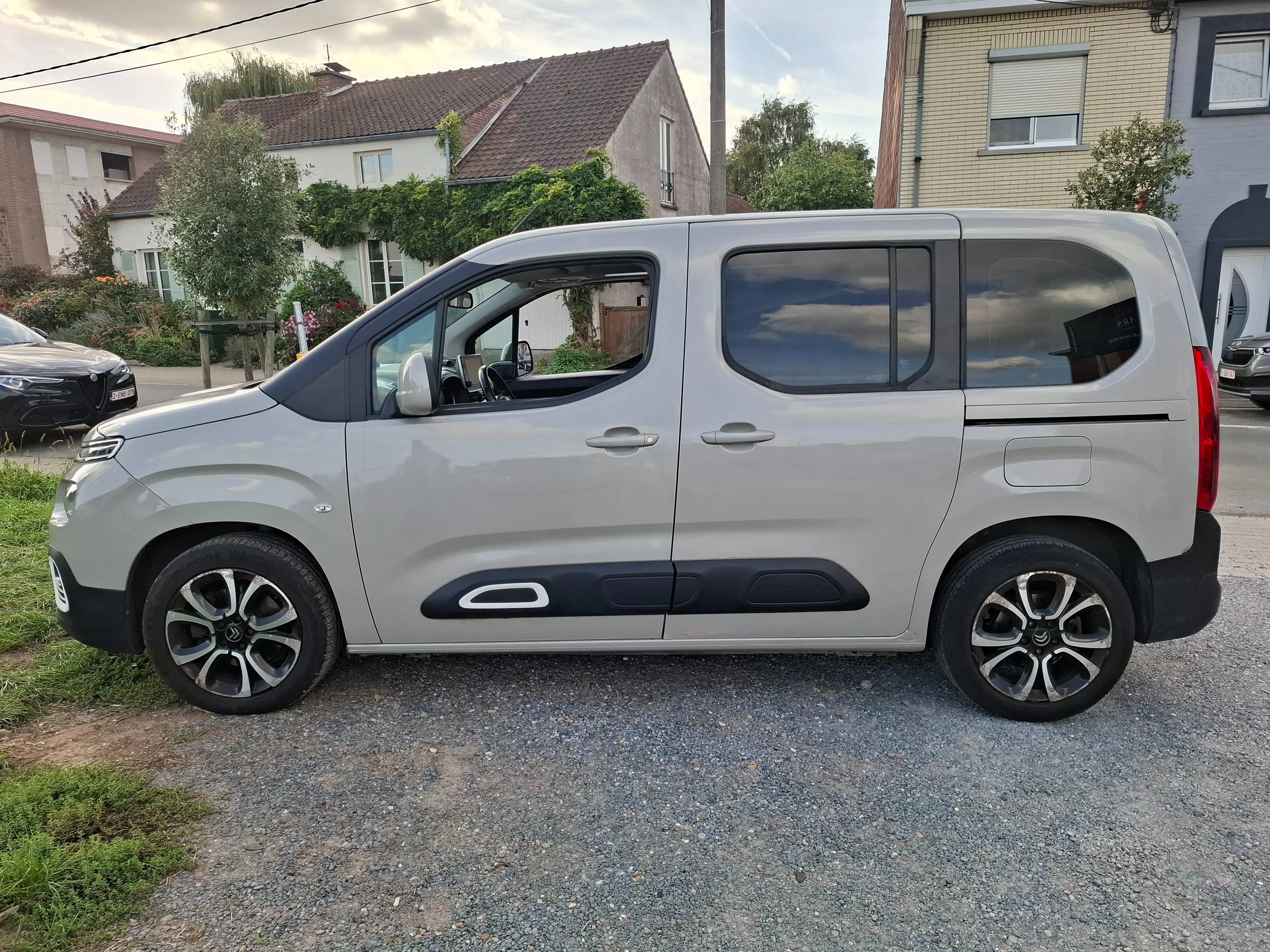 Citroen Berlingo Berlingo 1.2 PureTech M Shine  AUTOMATIQUE