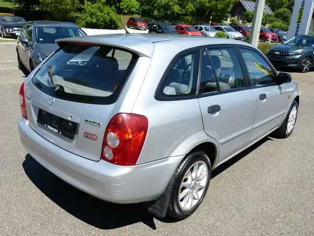 Mazda 323