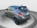 Lancia Ypsilon 1.0 firefly 70 cv s&amp;s hybrid silver plus Grau - thumbnail 4