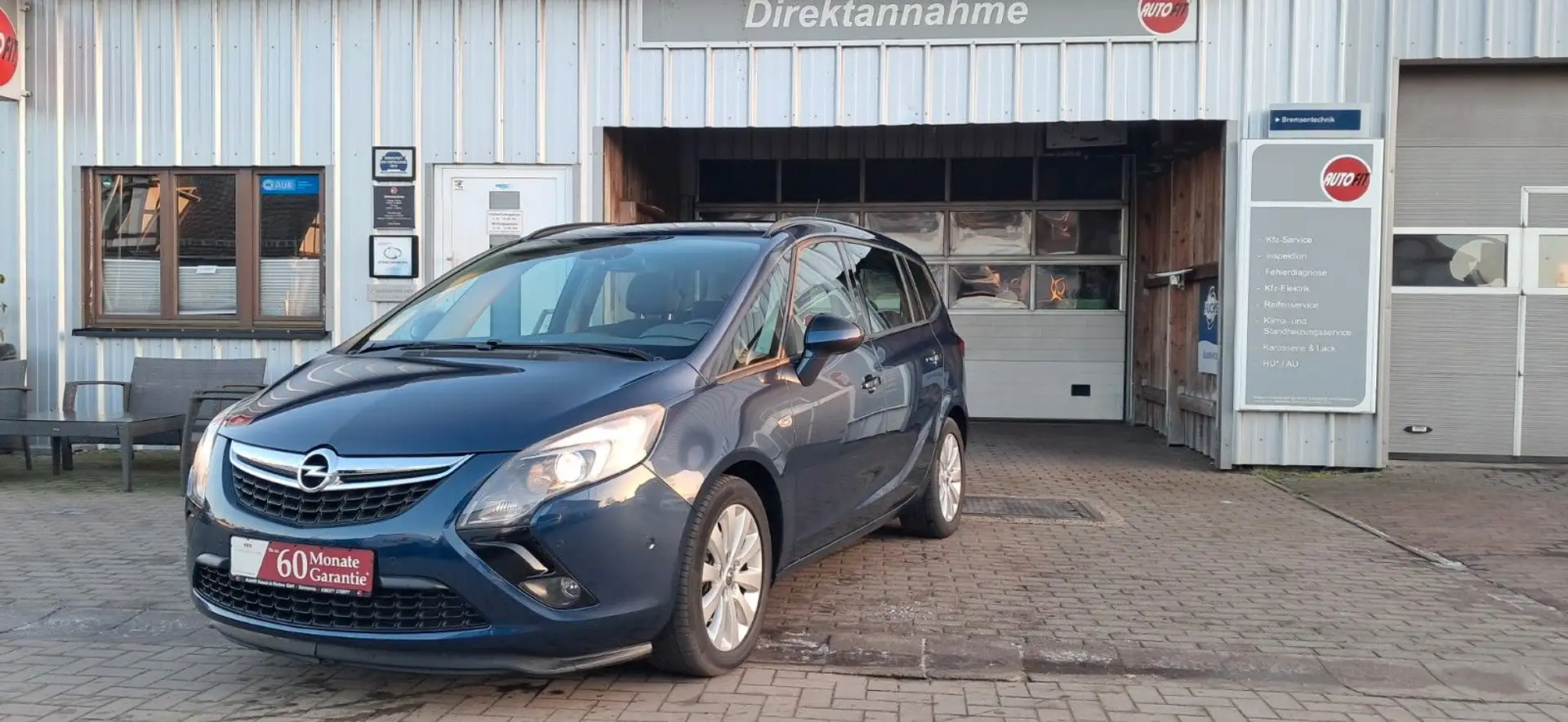 Opel Zafira 1.8 Design Edition Blau - 1