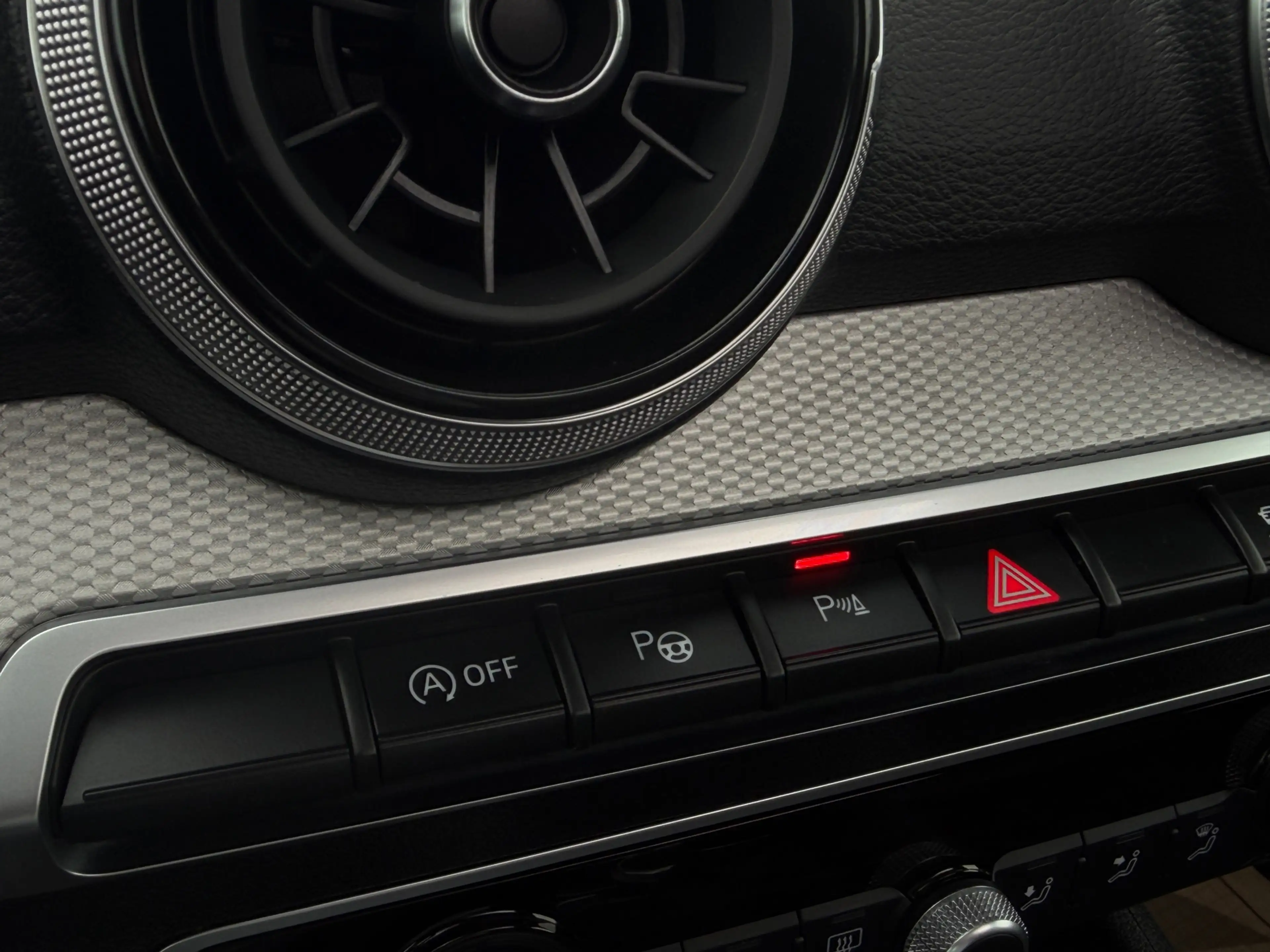 Audi Q2 30 TFSI S Edition Pano|Leder|Stoelverwarming — photo 16