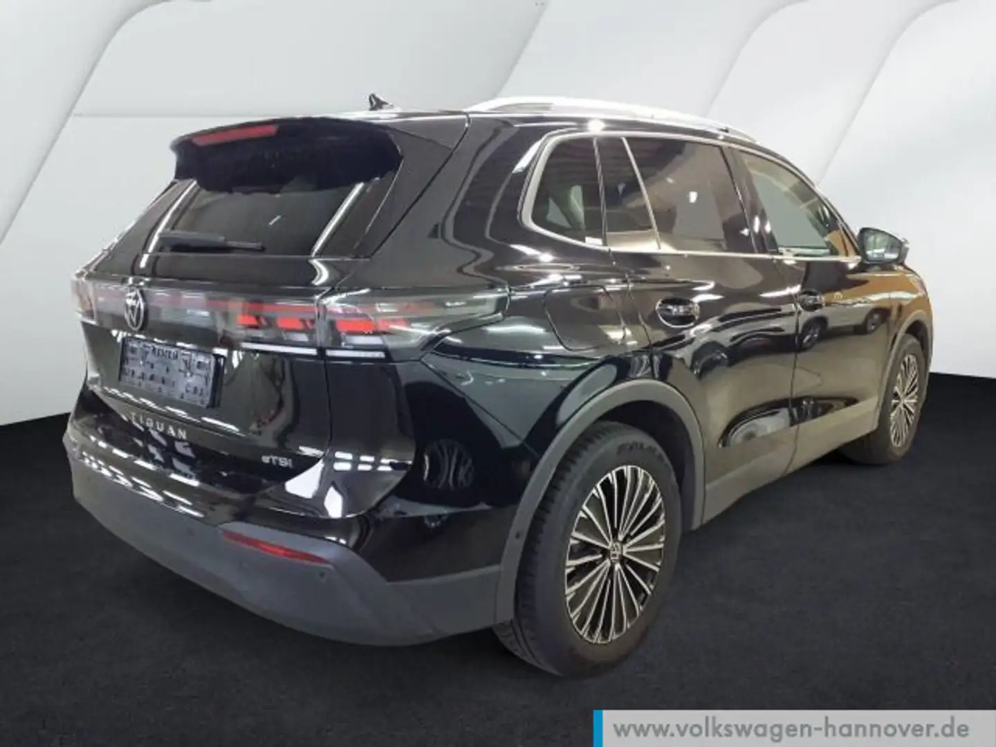 Volkswagen Tiguan 1.5 eTSI DSG Life Navi AHK LED DigCockpit Schwarz - 2
