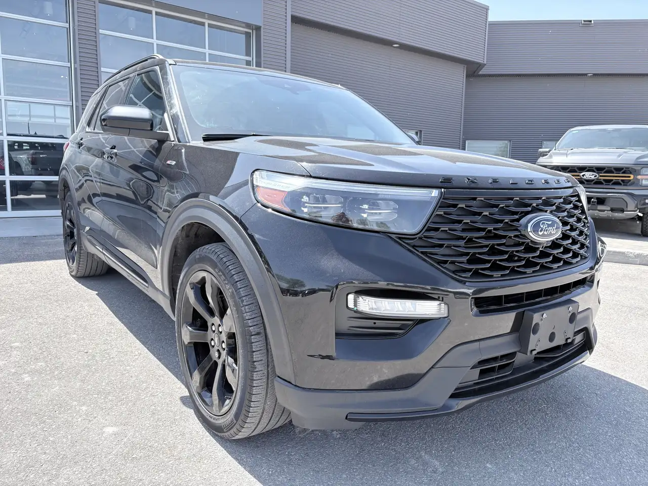 Ford Explorer снимка Ford Explorer