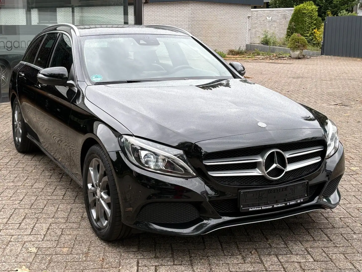 Mercedes-Benz C 220 C220d T AVANTGARDE TEILLEDER LED 2.HAND Schwarz - 2