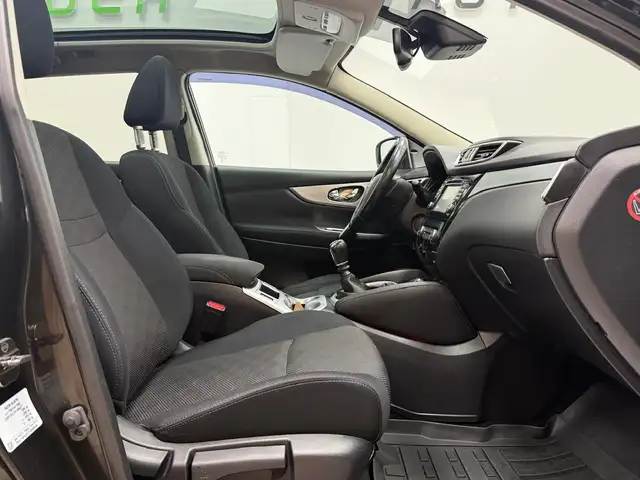 Nissan Qashqai view 12