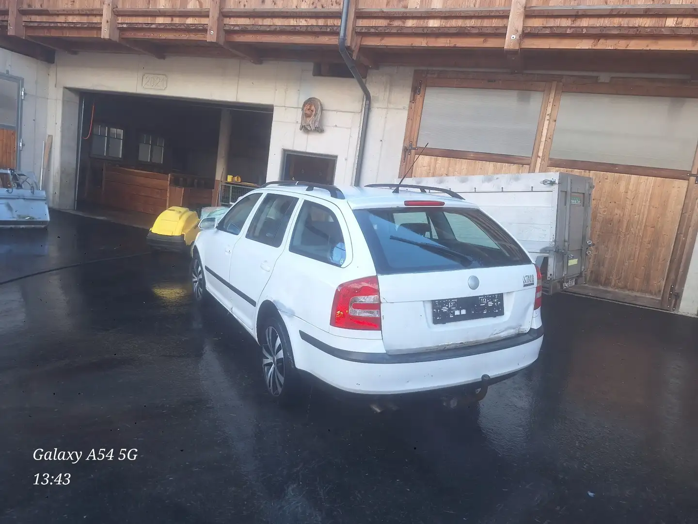 Skoda Octavia Combi 1,9 TDI PD DPF 4x4 Weiß - 2