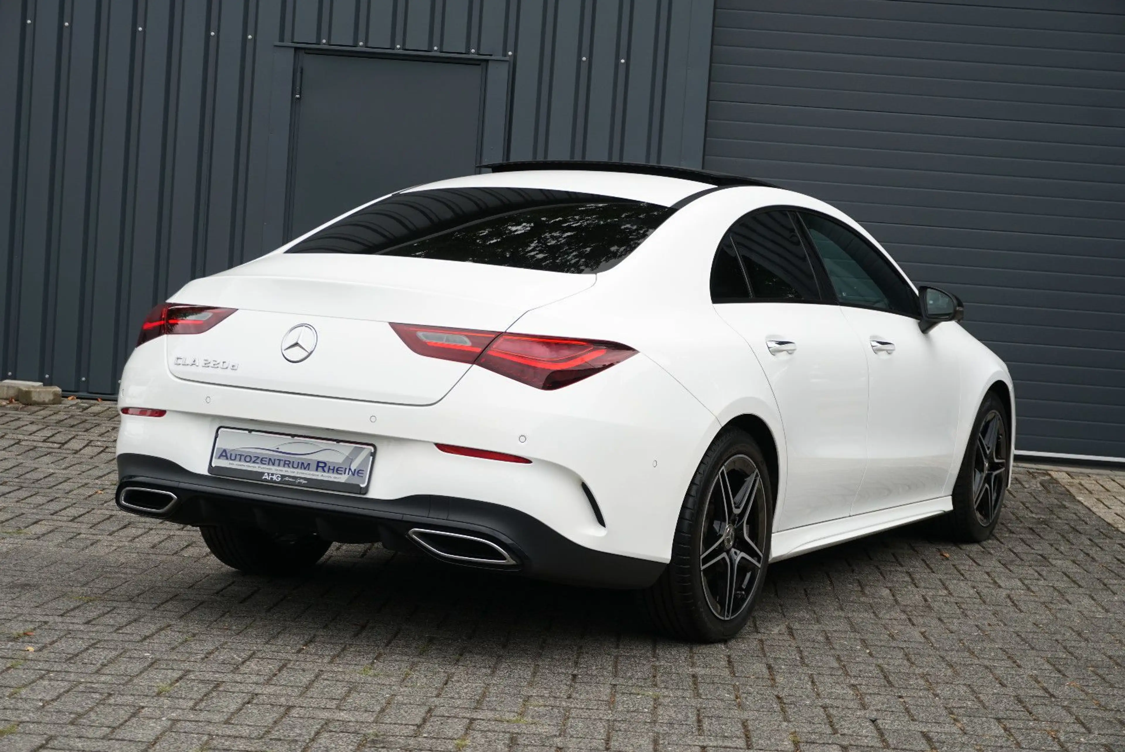 Mercedes-Benz CLA 220 d AMG Pano 360°Kam HUD Multibeam Memory — photo 7