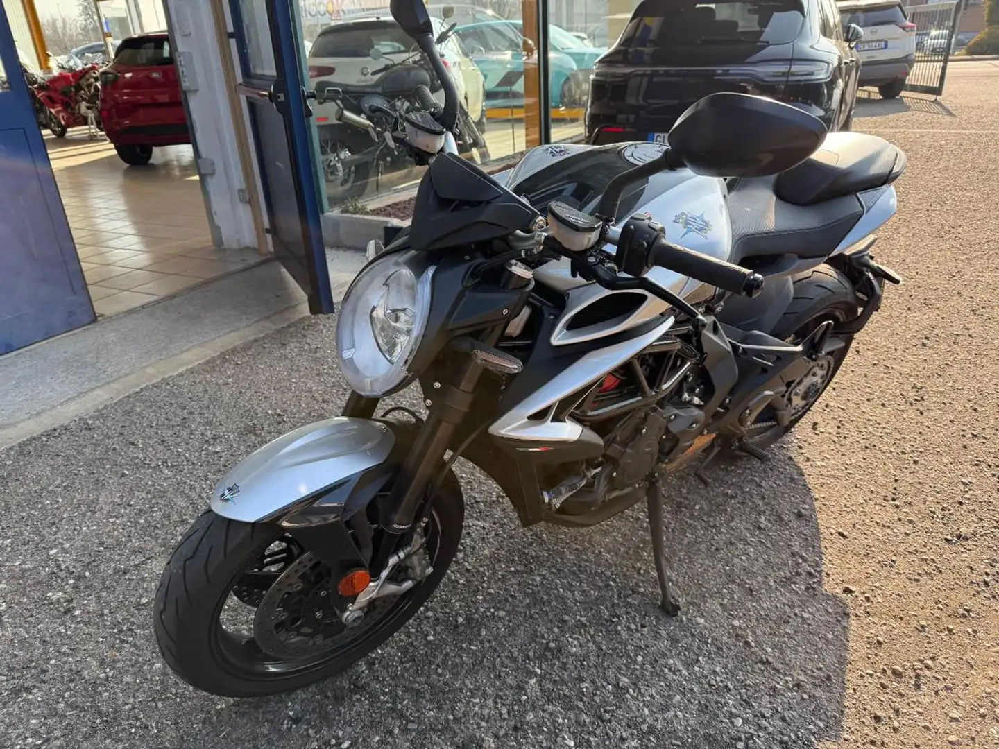 MV Agusta Brutale 800 800 RR SCS solo Km 1.307 Šedá - 2