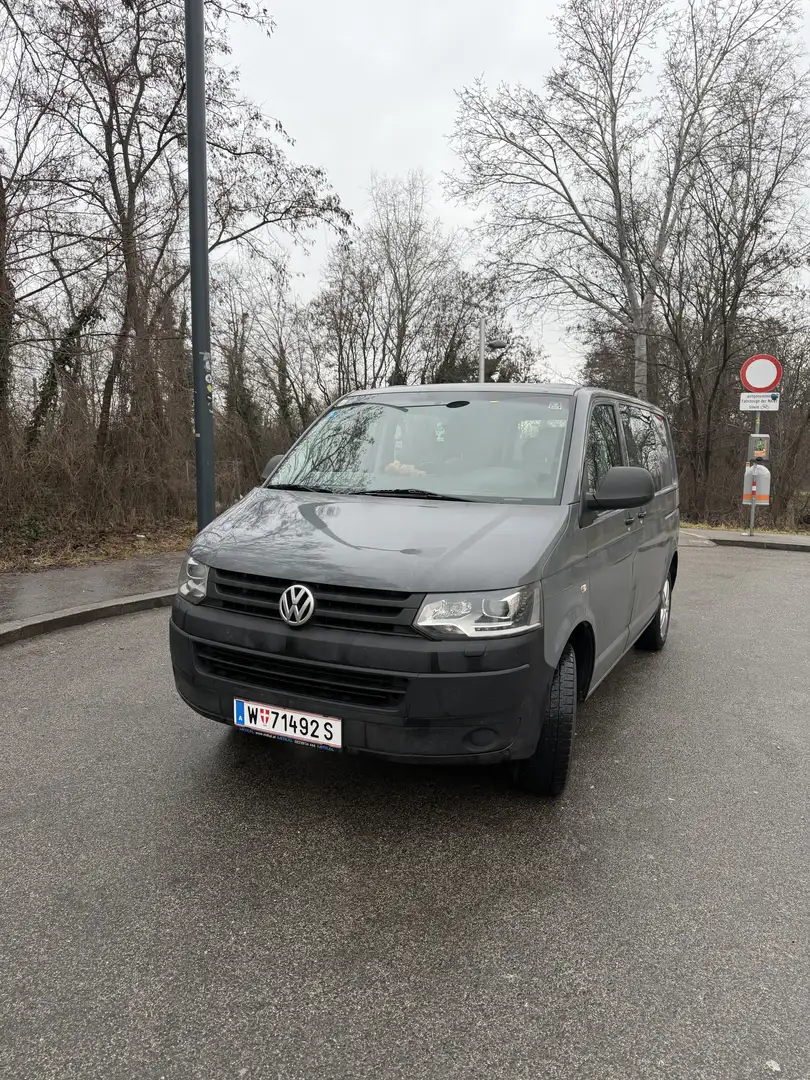 Volkswagen T5 2.0 Diesel - 1