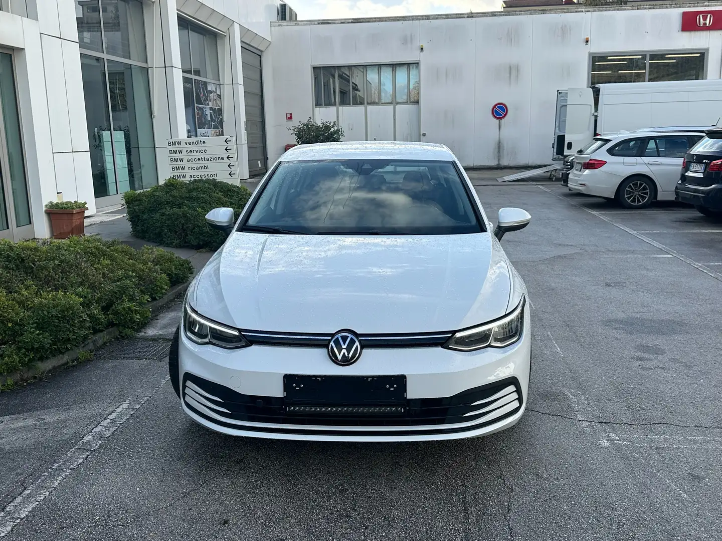 Volkswagen Golf 1.5 tgi Life 130cv Bianco - 2