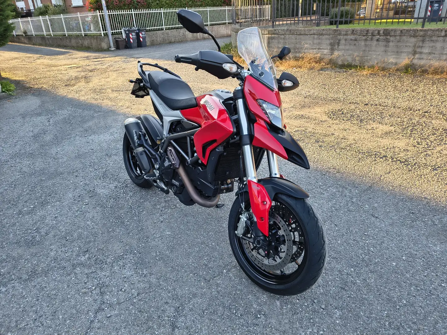 Ducati Hyperstrada Hyperstrada 821 Rood - 1