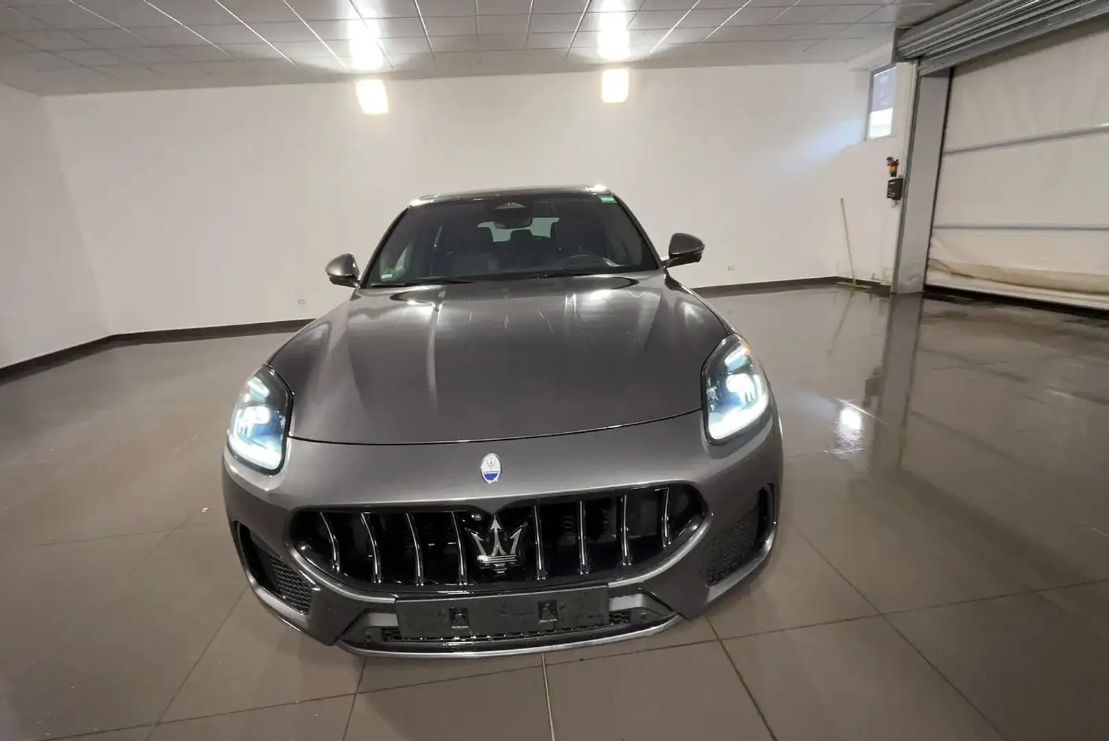 Maserati Grecale Grecale 2.0 mhev GT 300cv auto Gris - 2