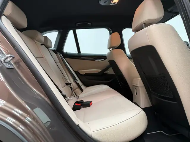BMW X1 view 14