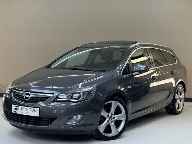 Opel Astra Sports Tourer 1.6 Turbo Sport, 180Pk, 2011, Volled