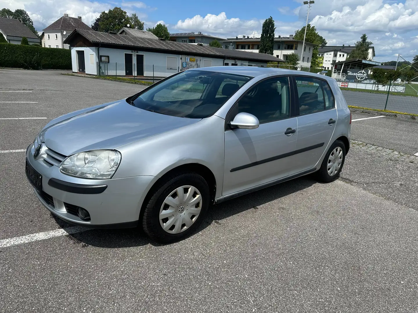 Volkswagen Golf Golf Trendline 1,9 TDI DPF 4MOTION Trendline Silber - 2