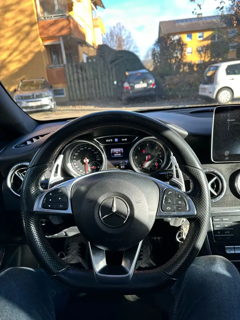 Mercedes-Benz CLA 200 d 7G-DCT Peak Edition - 2