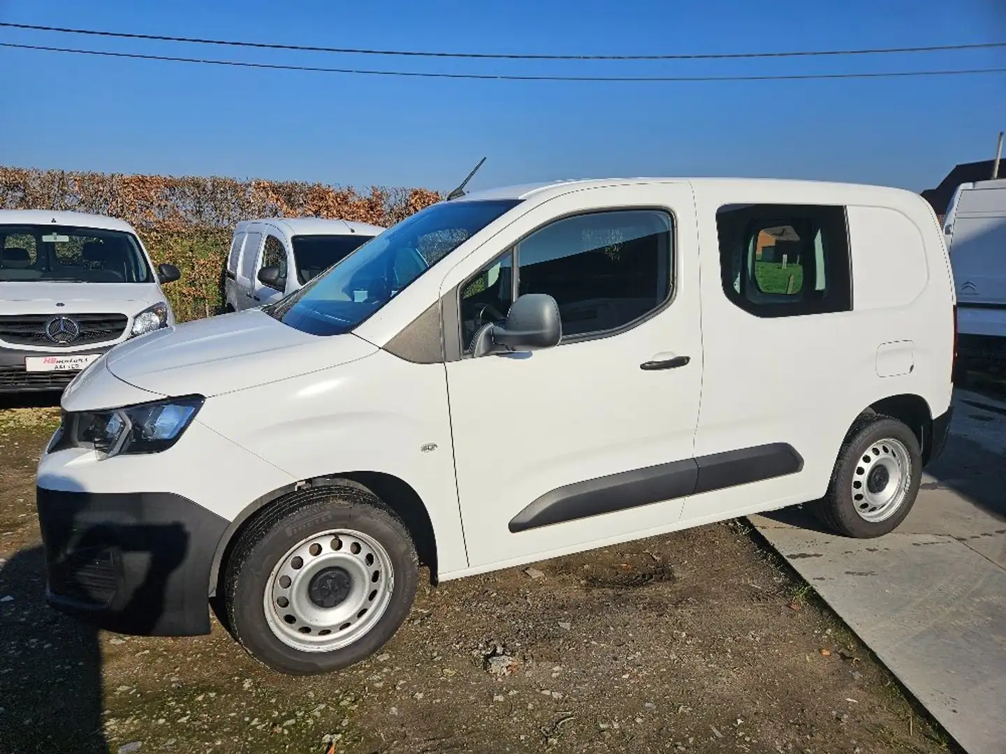 Peugeot Partner 1.5HDI NIEUW MODEL 100PK MET RUITJES Wit - 2