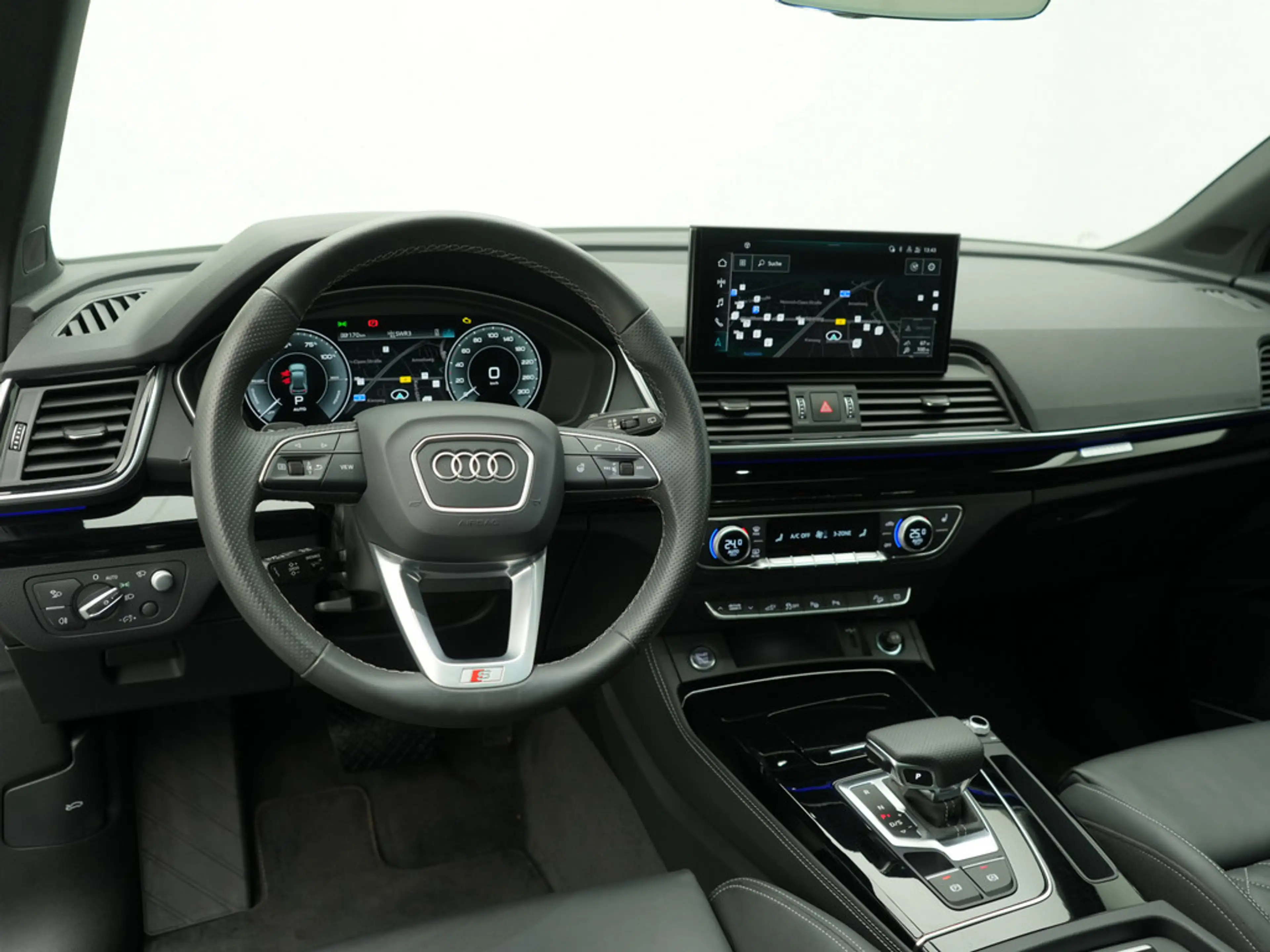 Audi Q5 55 e quattro S line AHK LEDER LUFT PANO — photo 7