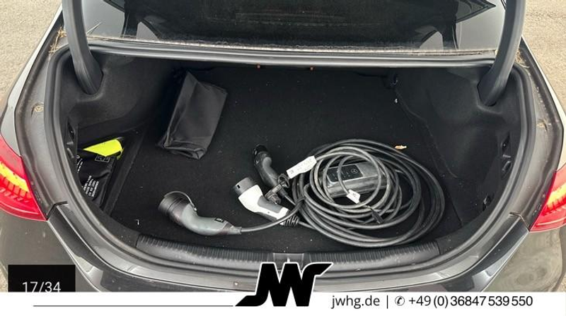 Mercedes-Benz C 300 e 2x AMG Line Nappa Widescreen HeadUp 360K — photo 13