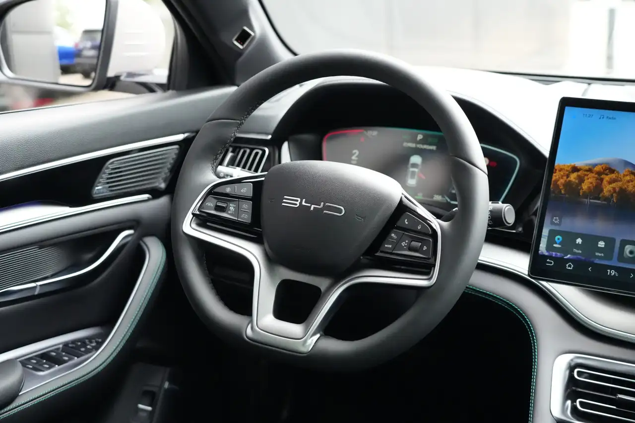 BYD Seal U 1.5 DM-i PHEV AWD Design 324 PK Pano HUD 3, миниатюра 5