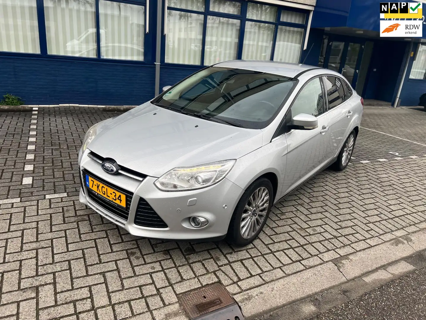 Ford Focus 1.0 EcoBoost Titanium Gris - 1