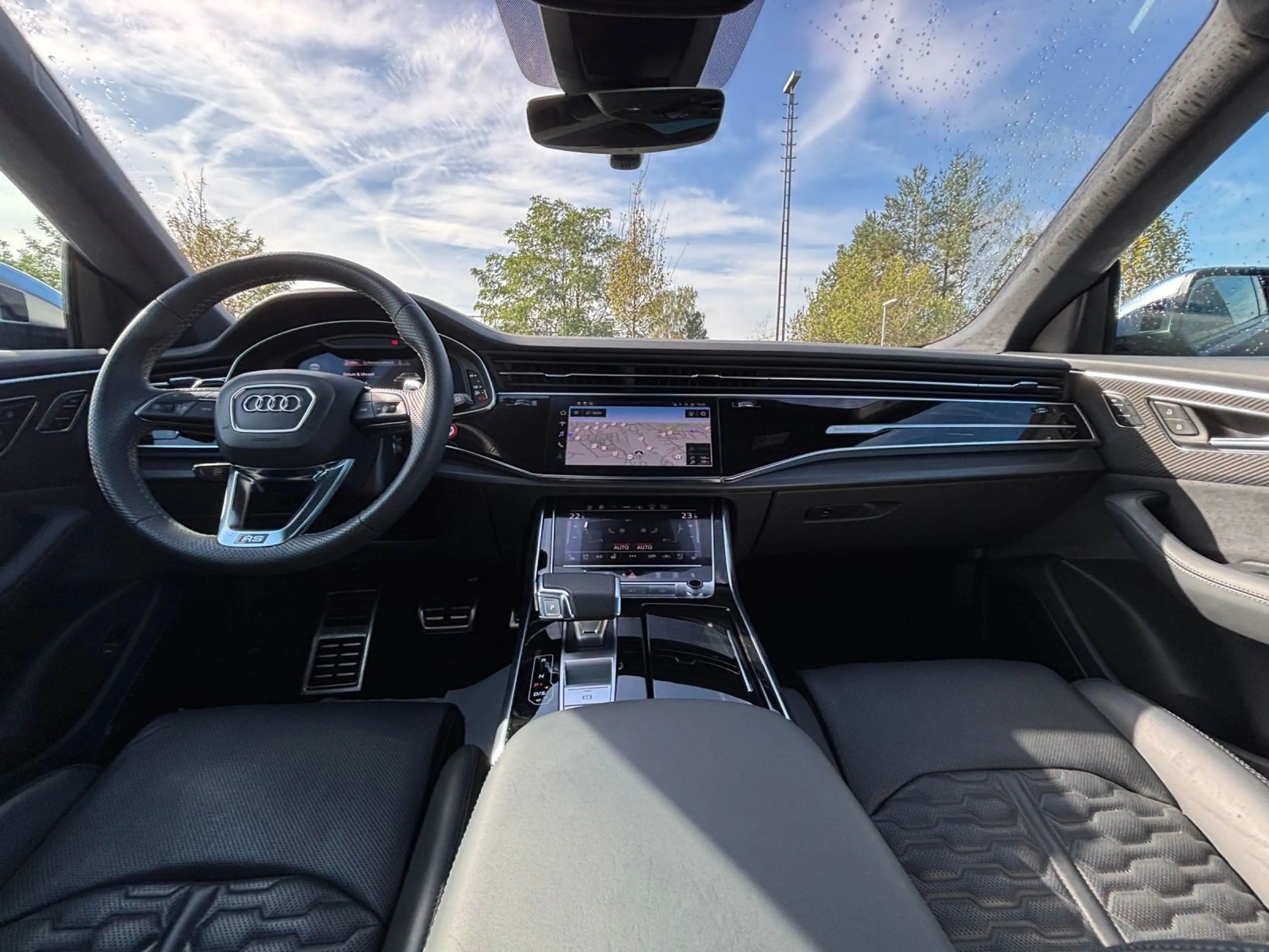 Audi RS Q8 *RS ESSENTIALS*KERAMIK*305 KM/H*RS-ABGAS* — photo 7
