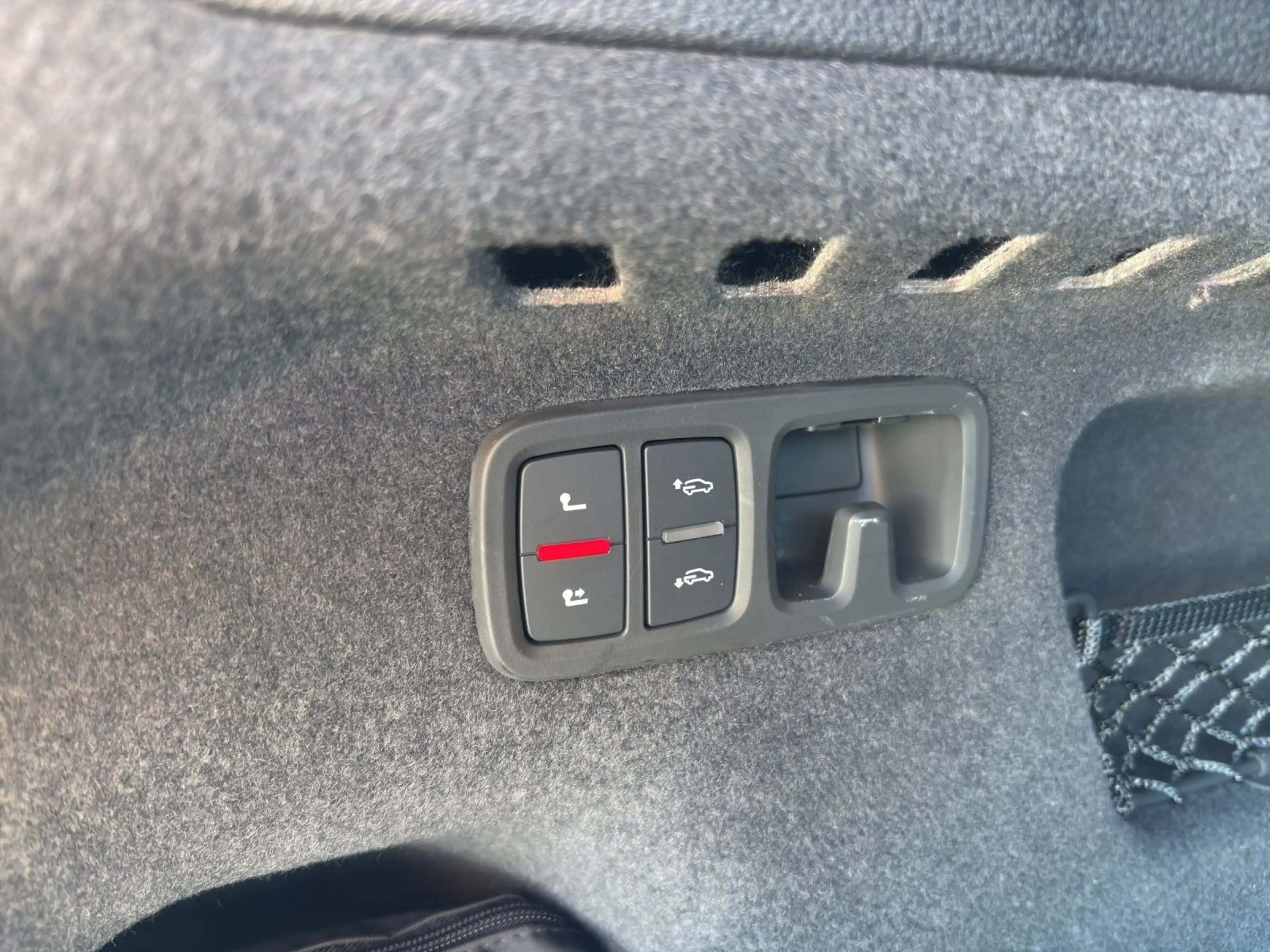 Audi RS Q8 *RS ESSENTIALS*KERAMIK*305 KM/H*RS-ABGAS* — photo 15