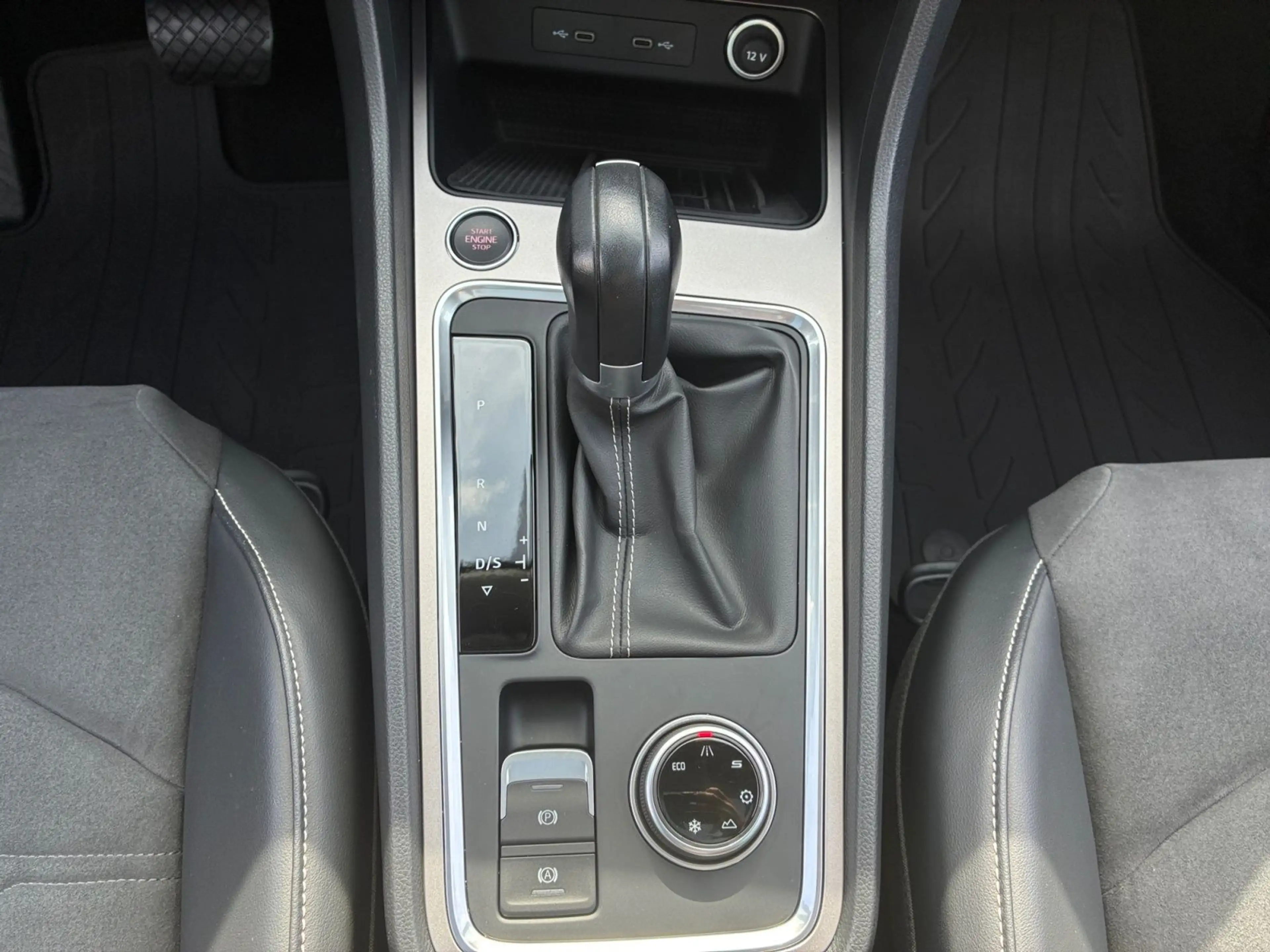 SEAT Ateca 2.0 TSI DSG Xperience 4Drive Navi AHK Stan — photo 11