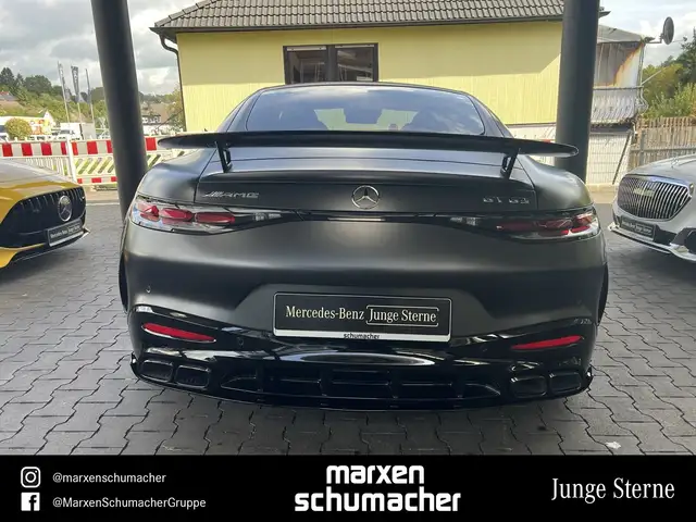 Mercedes-Benz Amg GT view 5