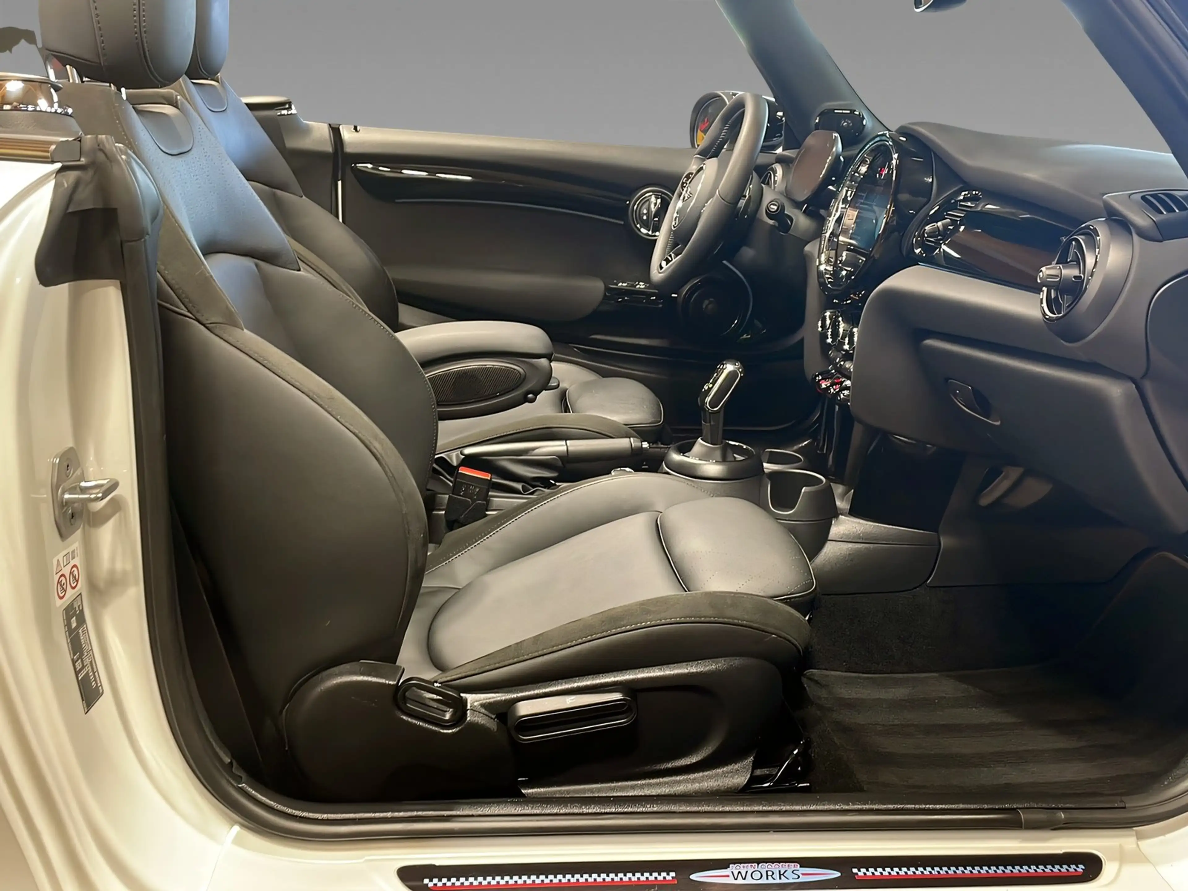 MINI Cooper S Cabrio Cabrio Cooper S JCW Trim Kame+Tempo+LrHz+SHz+HuD — photo 12
