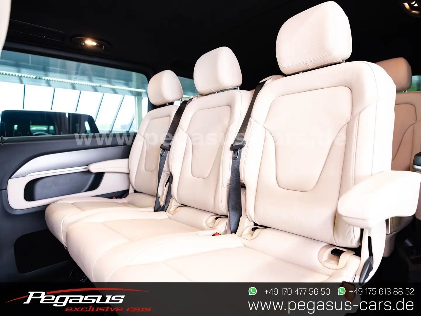 Mercedes-Benz V 300 d extralang AVANTGARDE*4MATIC*AIRMATIC*AMG Schwarz - 2