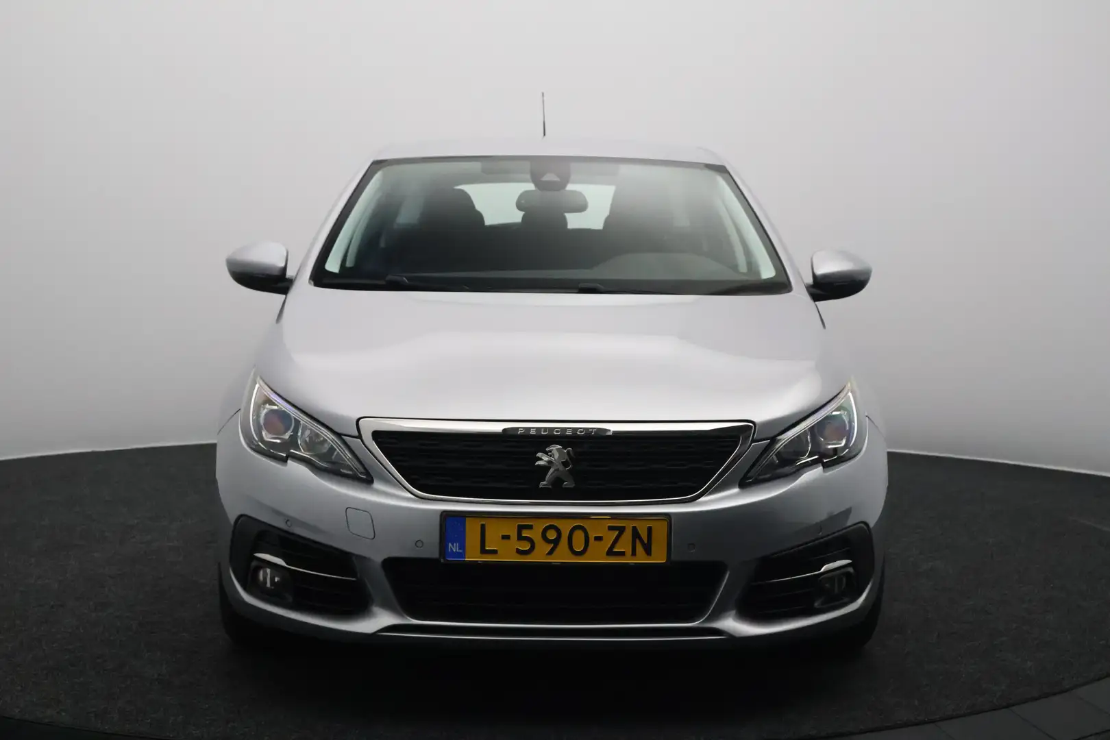 Peugeot 308 SW 1.2 PureTech Blue Lease Active | Navigatie | Ca Grau - 2