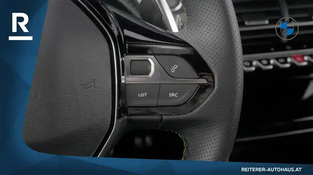 Peugeot 2008 view 17