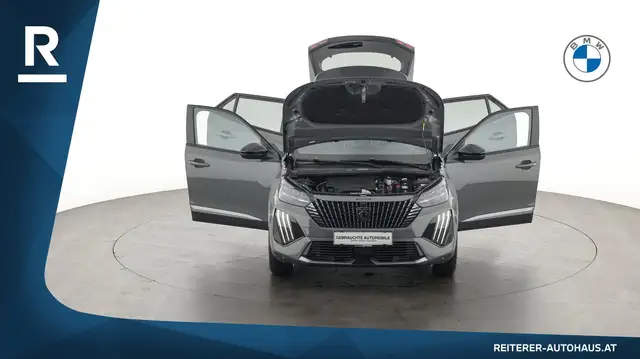Peugeot 2008 view 8