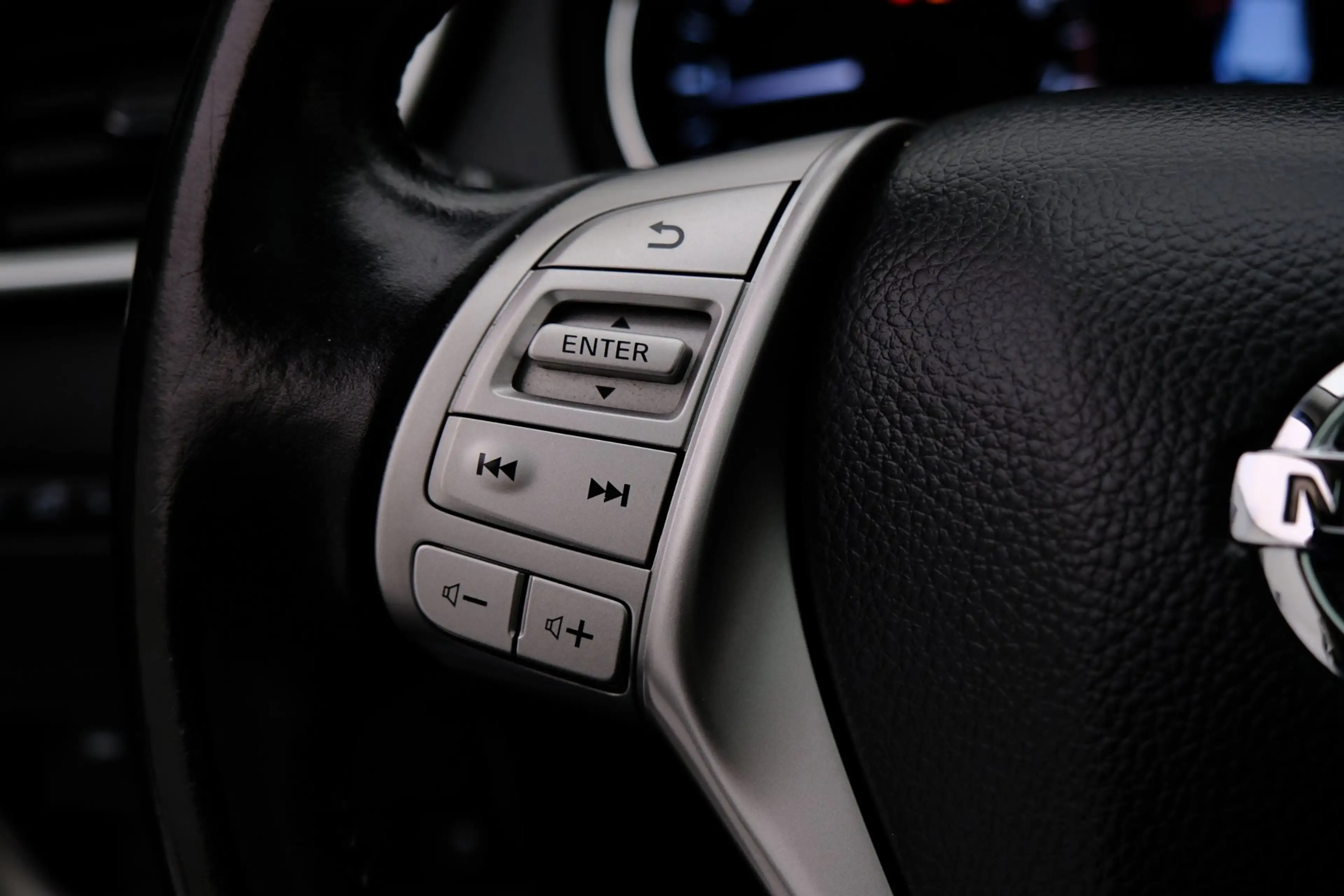 Nissan Qashqai 1.2 Tekna Pano|Leder|Cam|ParkAssist|LMV — photo 26