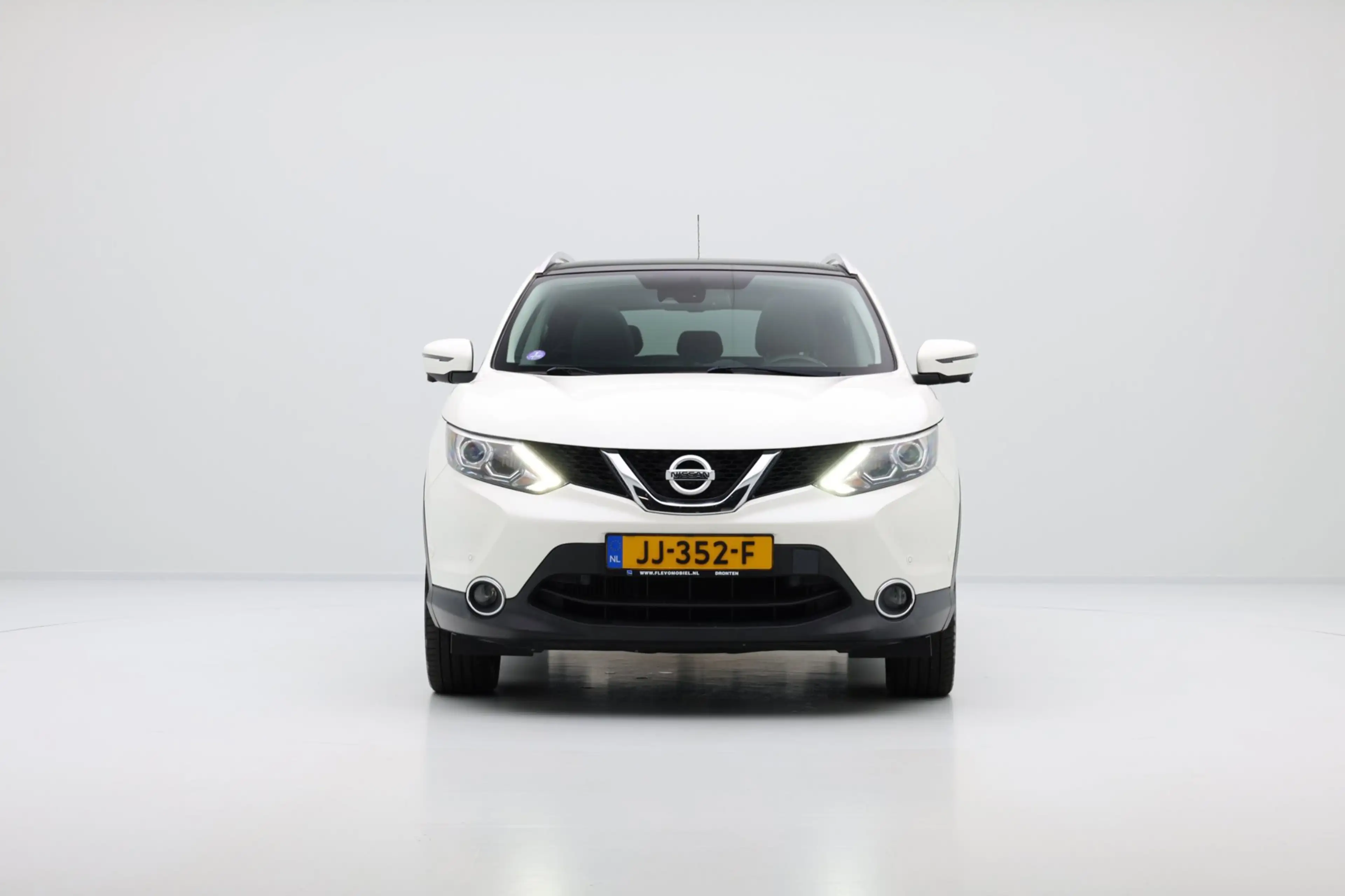 Nissan Qashqai 1.2 Tekna Pano|Leder|Cam|ParkAssist|LMV — photo 7