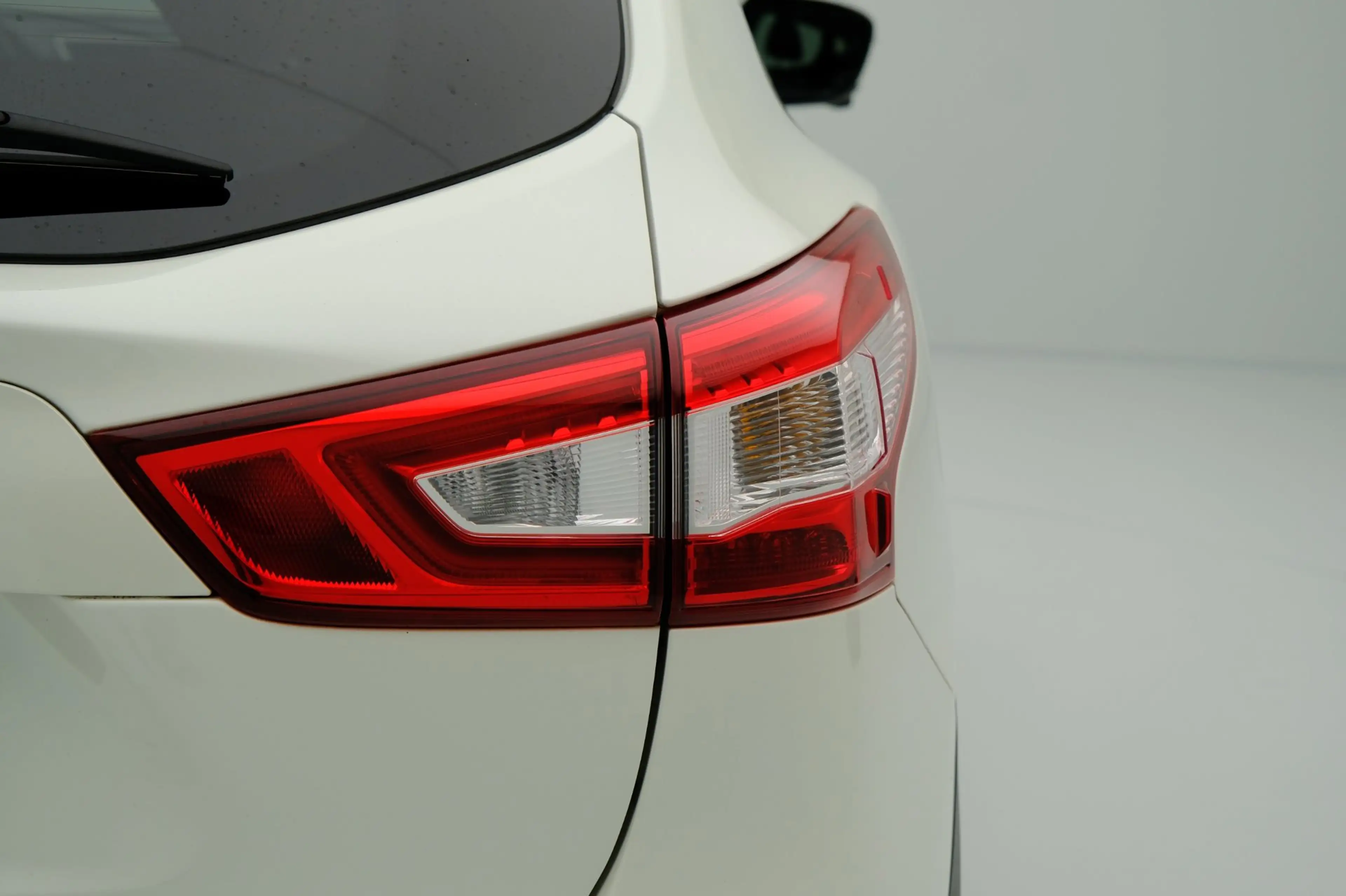 Nissan Qashqai 1.2 Tekna Pano|Leder|Cam|ParkAssist|LMV — photo 28