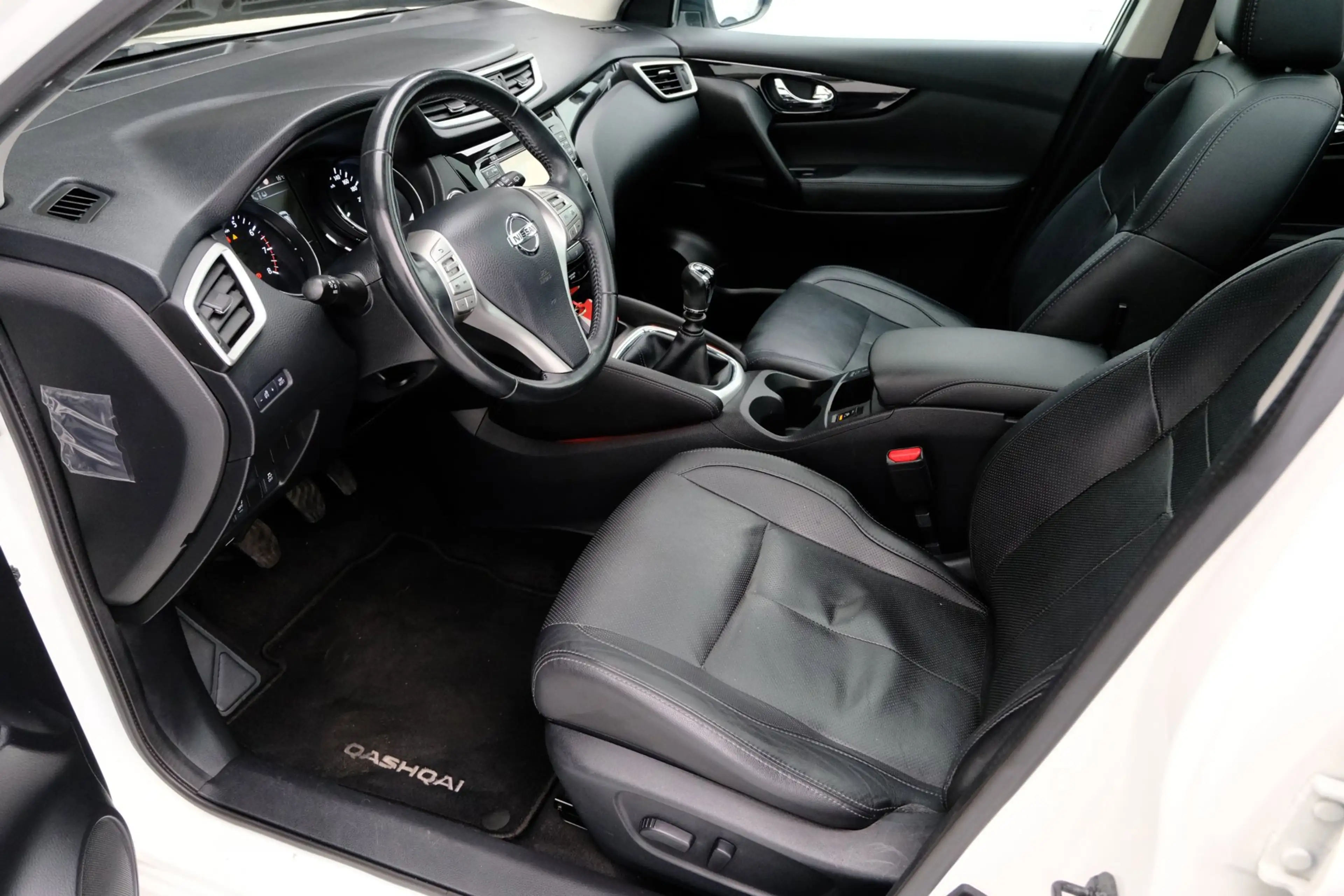 Nissan Qashqai 1.2 Tekna Pano|Leder|Cam|ParkAssist|LMV — photo 2