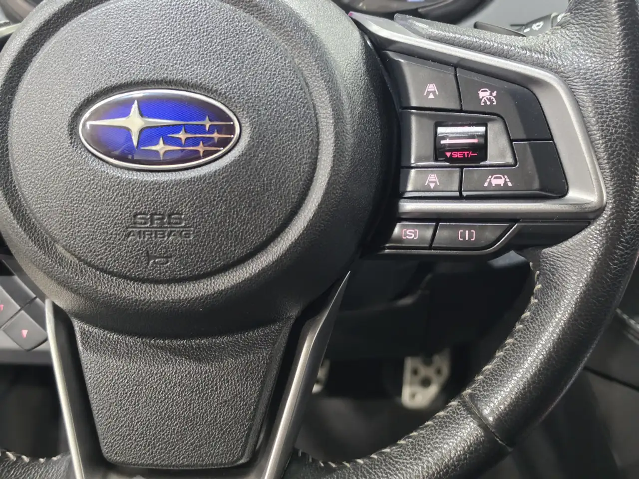 Subaru Impreza снимка Subaru Impreza