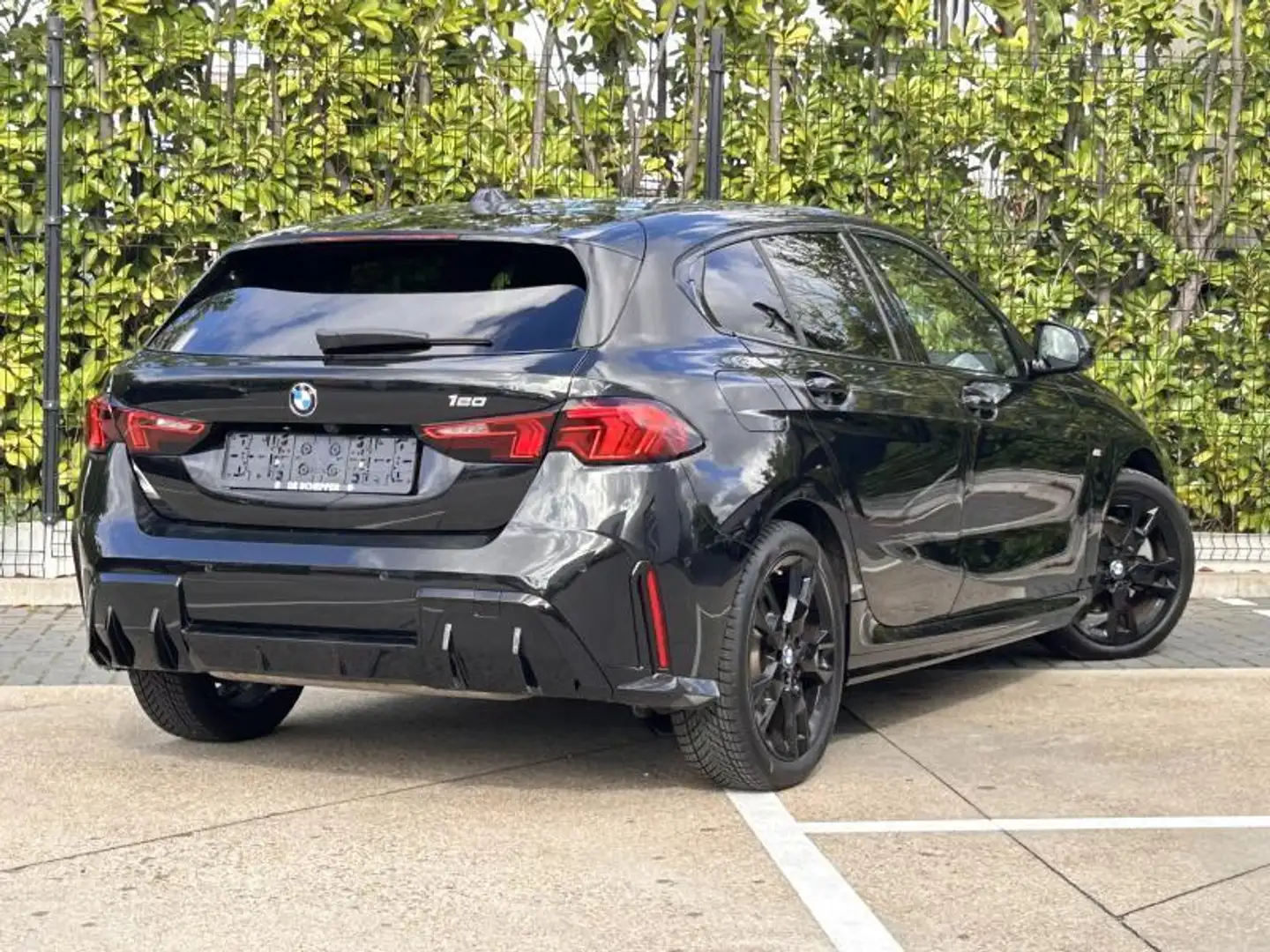BMW 120 HATCH M PACK Zwart - 2