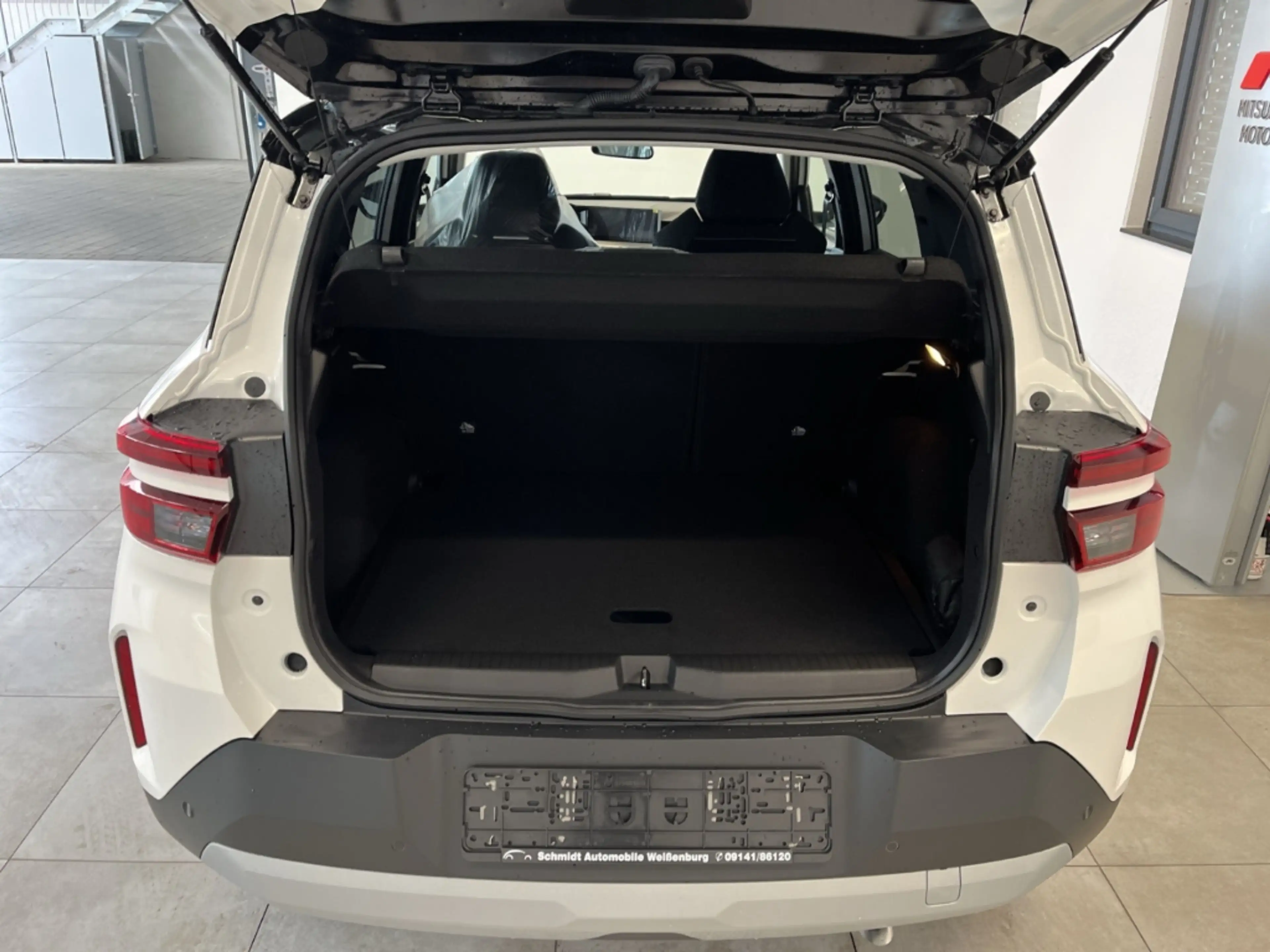 Opel Frontera Ultimate 1.2 Turbo Hybrid 48V eDCT Navi Shz PDC Ka — photo 6