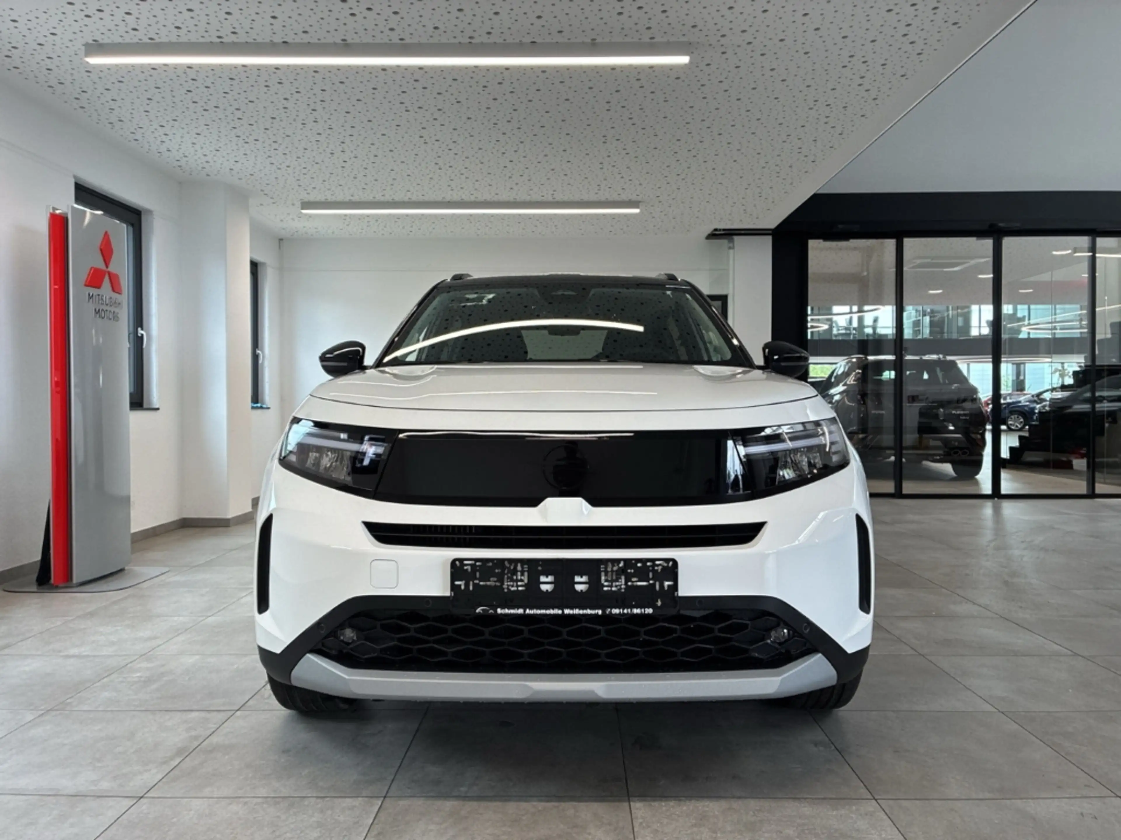 Opel Frontera Ultimate 1.2 Turbo Hybrid 48V eDCT Navi Shz PDC Ka — photo 5