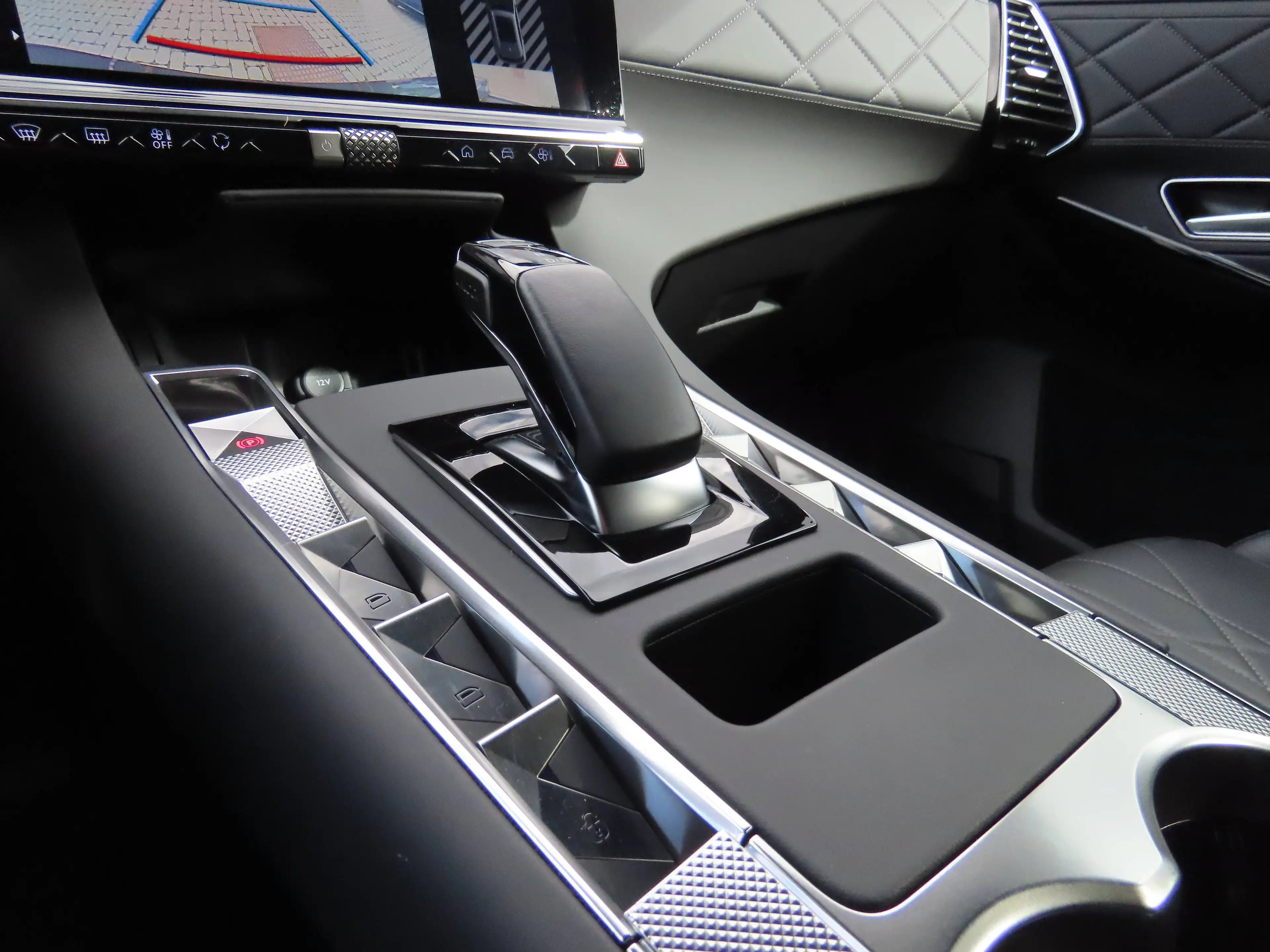 DS Automobiles DS 7 Crossback DS 7 CROSSBACK PHEV 1.6 E-TENSE Rivoli (165 kW) — photo 7