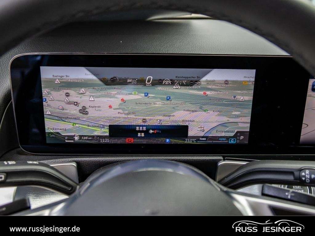 Mercedes-Benz GLB 220