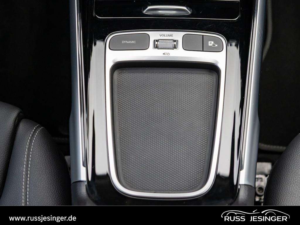 Mercedes-Benz GLB 220